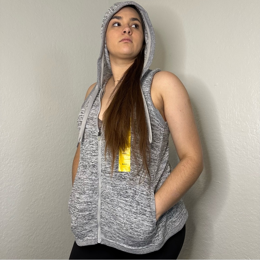 NWT Gray Active Life Tank Top Hoodie Size Medium